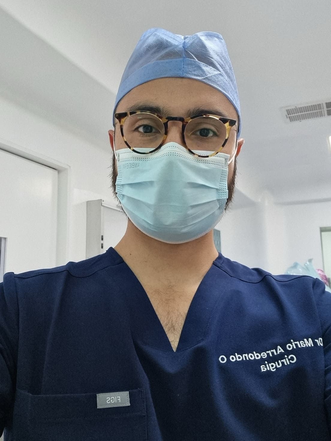 Especialista en cirugia gastrointestinal